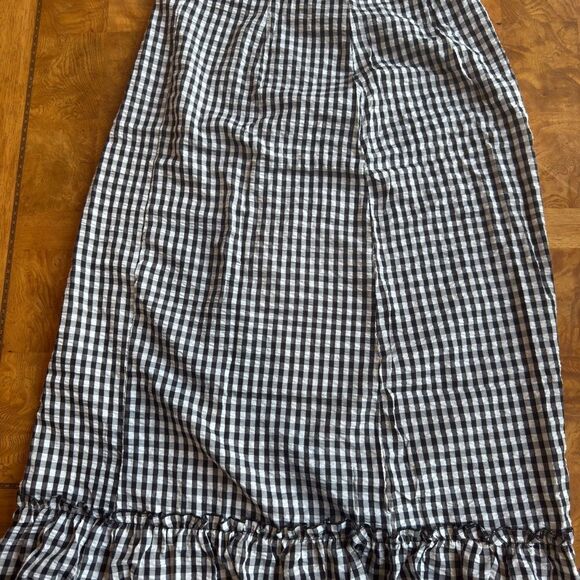 Black and White Gingham Skirt - Picture 10 of 11